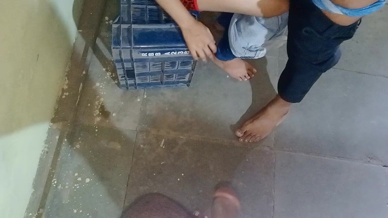 NikiRathod: Avsugning Och Backshot Combination Men Hennes Ansikte Som Knullad