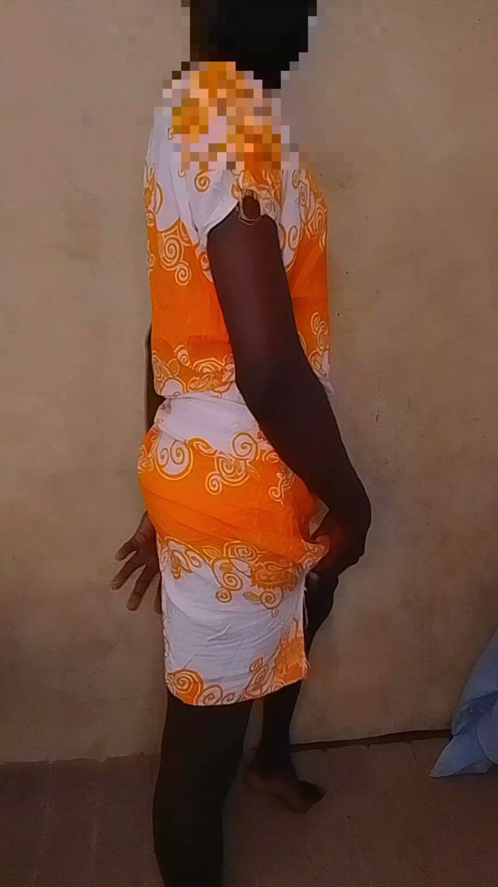 HaitiKing7: Mein freund hat ein neues kleid gekauft, ist das gut,...