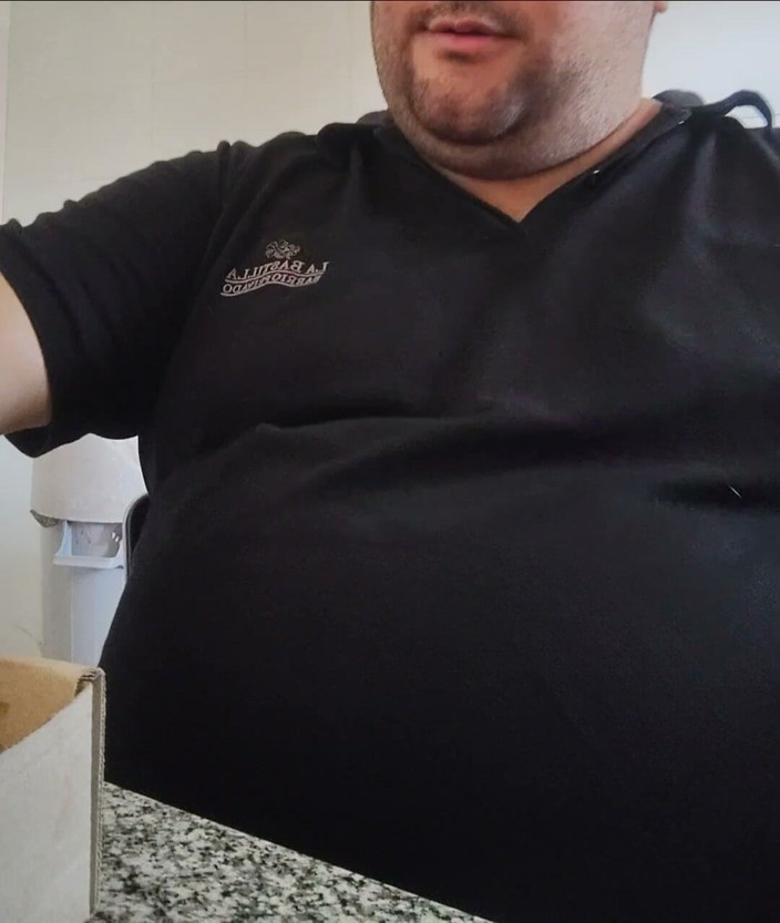 Gordito33PIG: I Can't Stop Eating