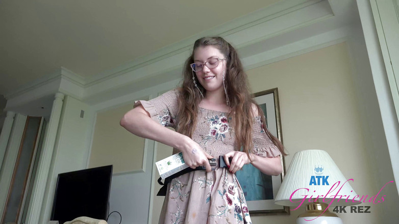 ATK Girlfriends: elena koshka के साथ सिंगापुर में वर्चुअल वेकेशन भाग 6