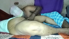 Tamil Anti Uma: Tôi đã vui vẻ với dì của tôi trong làng của...