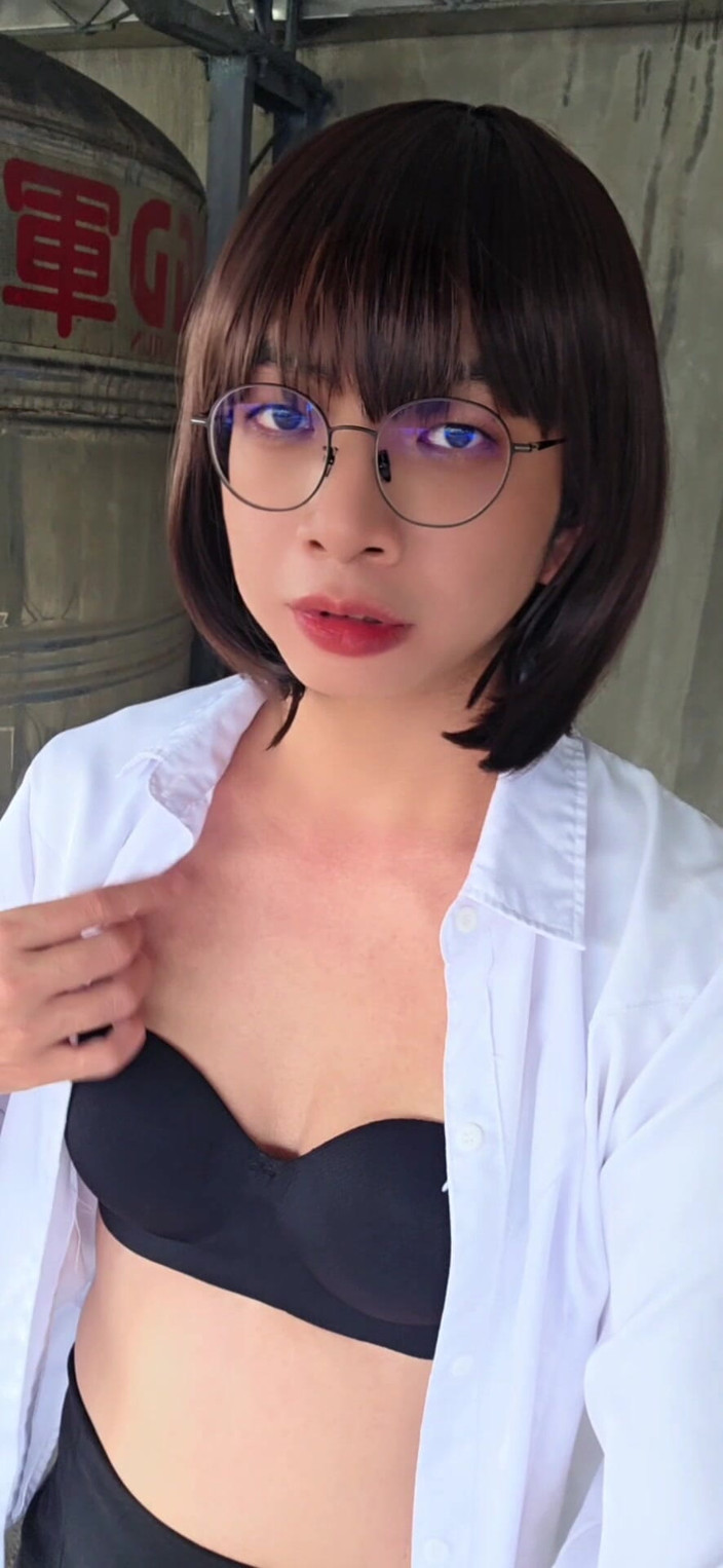 Taiwancdgirl: Capcana Tingxuan este mereu flirtând
