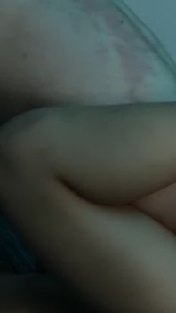 Cumming on Her Tummy