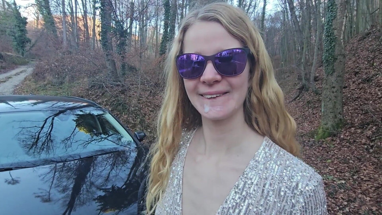 Bikergirl_97: Neujahrs Auto-Panne Endet Mit Bezahl kouření a výstřik na obličej