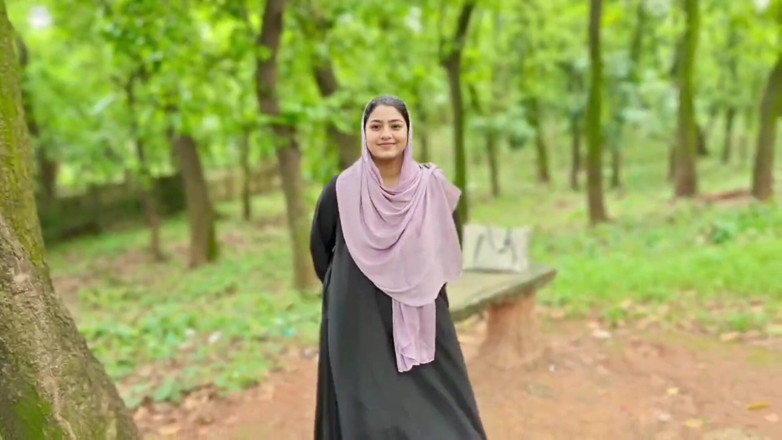 Piya pori: A Bengali Story About a Bengali Stepsister-in-law