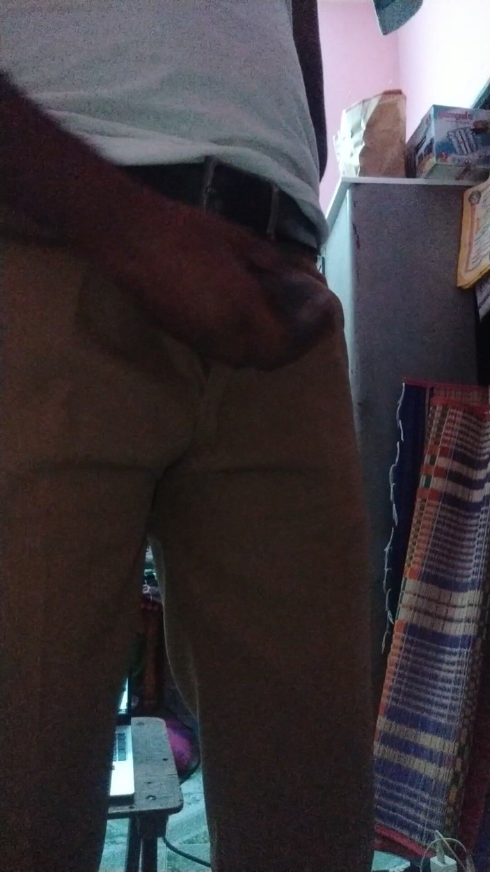 Tamil 10 inches BBC: Tamil10inches, fan de grosse noire, demande une émission 4
