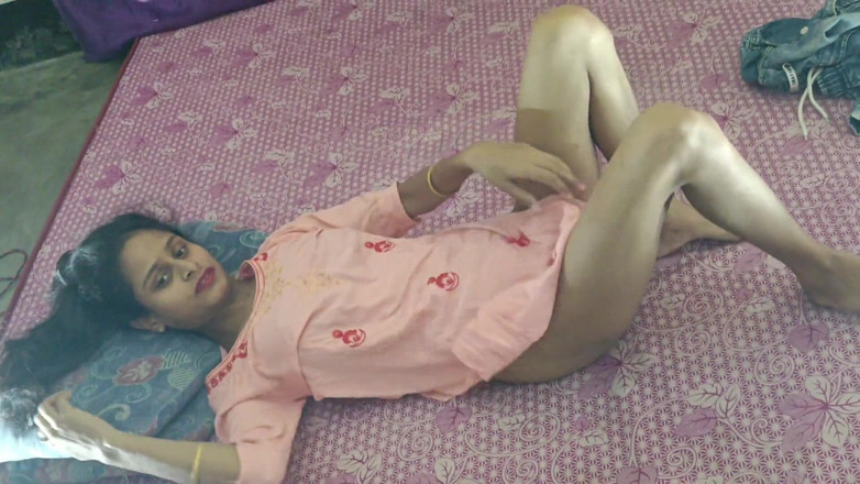 Easypron: Nou sex cu indianca Deshi Bhabhi Parnita sexy în cameră