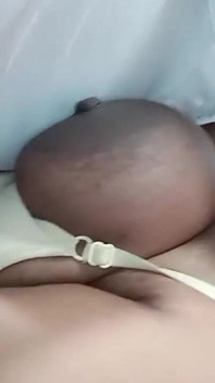 デジタミル人妻猫の楽しいセックス舐めオーガズムファック