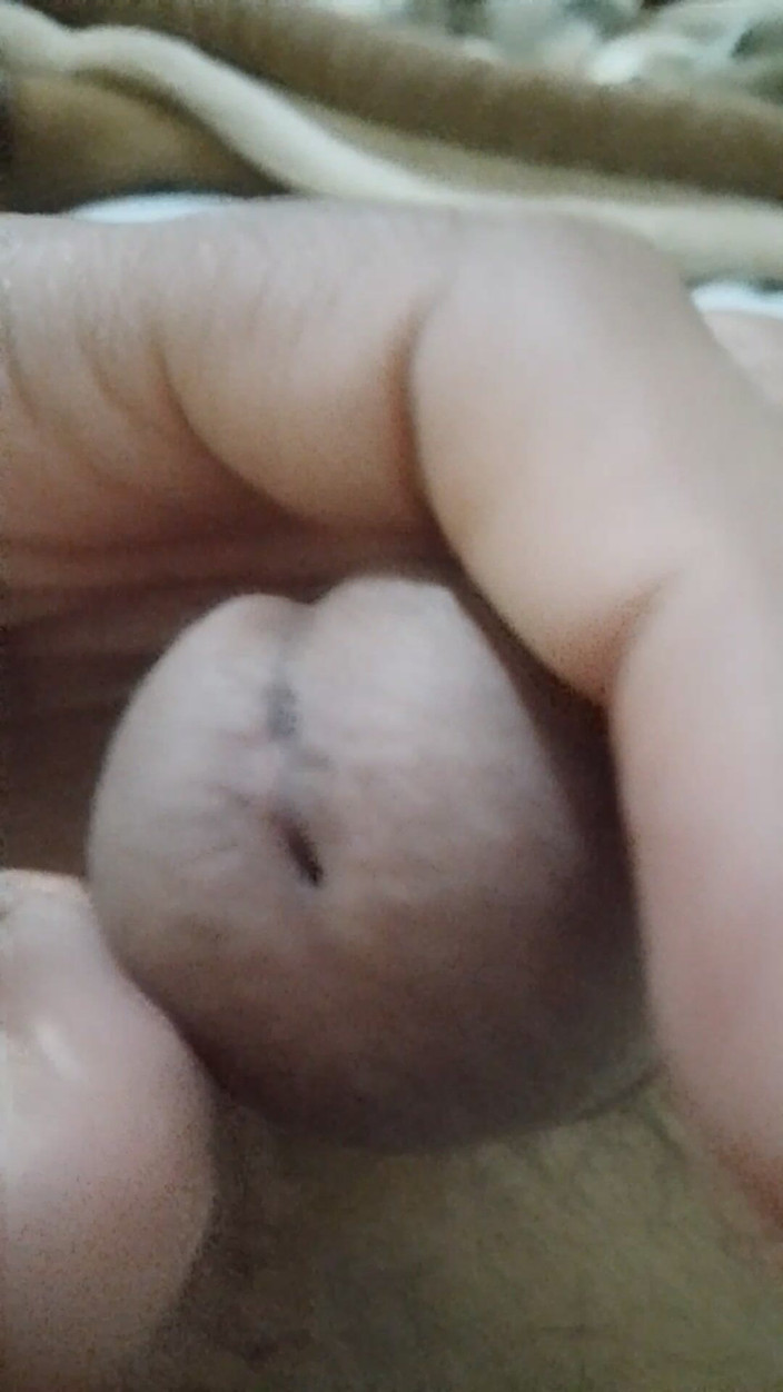 Six Morocco: घर पर अकेली