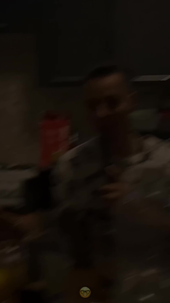 Darcy Dark: Šukání na kamarádovo párty