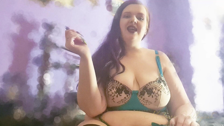 Mxtress Valleycat: Sharp Nail Worship