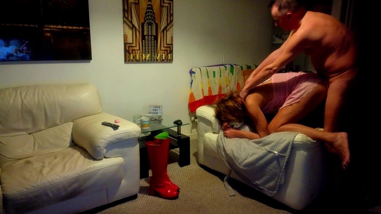 Gigi and David: Gigi e Dave, salotto Solo per la festa di noi,...