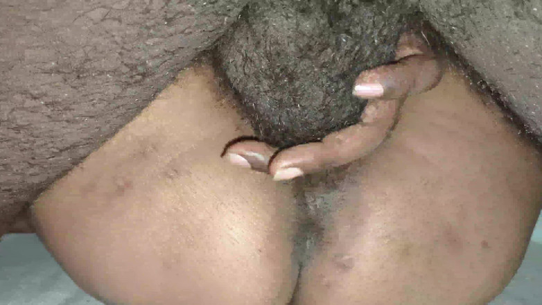 Desistar: Parte 2 - Apane Lund se esposa ke chut se pani nikal...