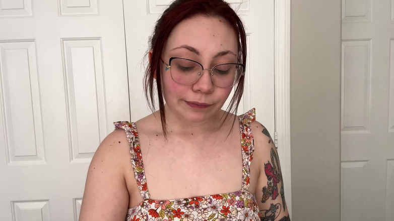 Lenna Lux: Camilan menyusutku