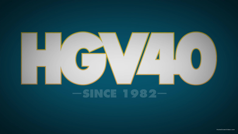 Homegrown Video: Gwen Really Likes Cocks!