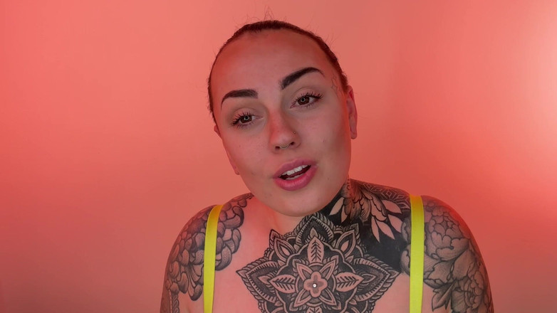 Miss Valentina: Umiliazione del bagno