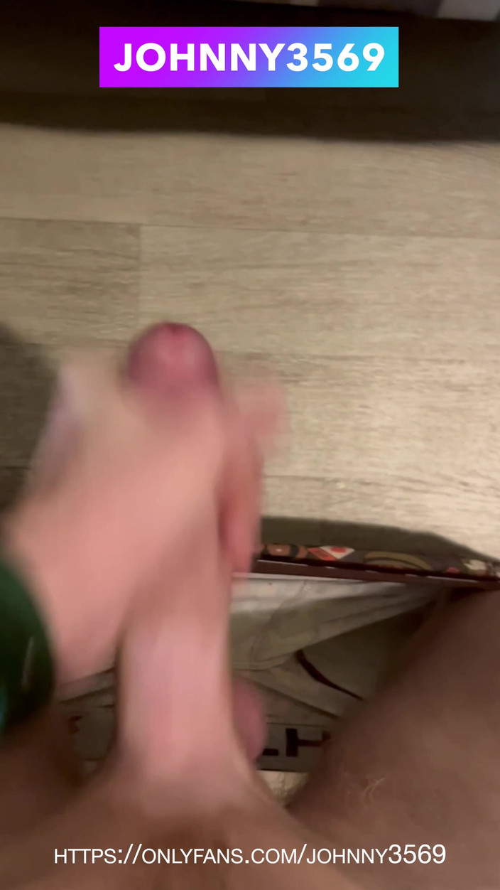 Johnny69227: Молода добірка камшотів - величезні камшоти, стогін, великий член, хардкорні оргазми та інтенсивна мастурбація