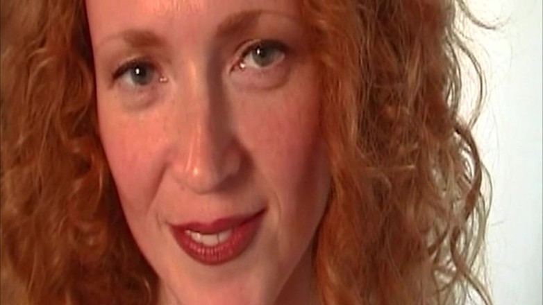 ORGASMX: 레트로 블로우잡 빨간 머리 창녀와 함께하다