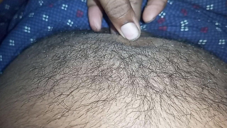 Sweet Indian cock: Индийский паренек-гей сосет и лижет