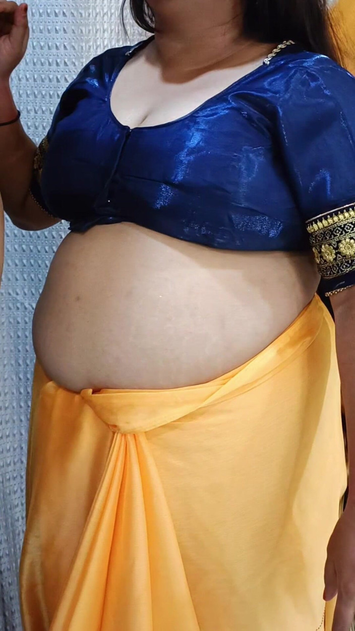 Catchybusty: 我故意脱下性感人妻纱丽