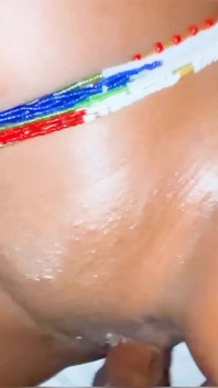 Nessun corpo!, Ripeto, nessun corpo può durare 2 minuti su questo culo.