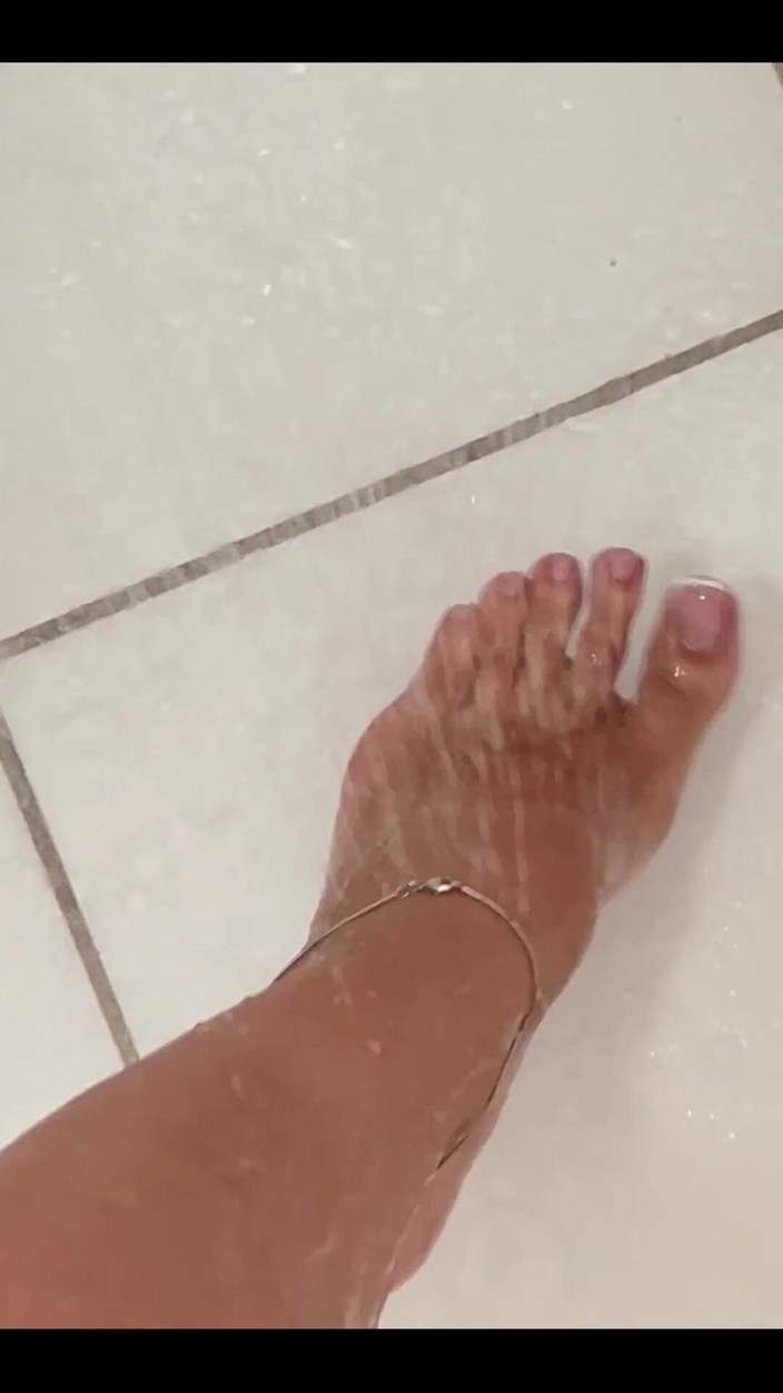KiffaFeet: Hora do banho