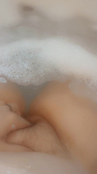 Bath Time Solo Fun