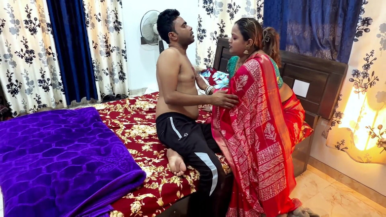 Triflicks: 印度嫂子和姐夫过夜