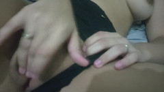 mackencie29: Moje nevlastní sestra mě svádí v jejím domě, ale já...