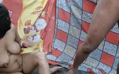 चूत की मुंह में बड़े लंड द्वारा चुदाई। E-6