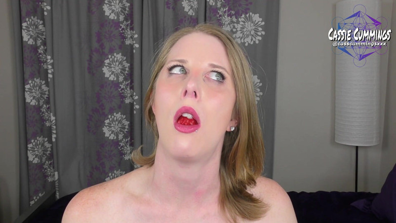 Cassie Cummings: Bubblegum Blowing Bonanza