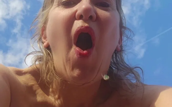 Blondie2307: Once Upon a Beach