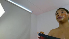 anabel693: Lizanie podłogi śliną