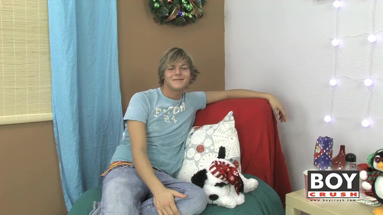 Boy Crush: Dillon a jeho Vánoční fleshlight