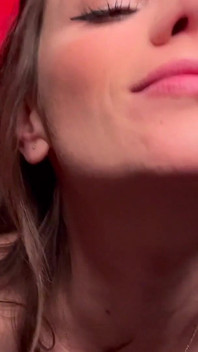 Superprivatex - Little Caprice facial de Crăciun