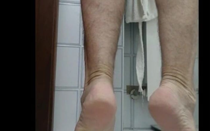 gyordy: Assista meus pés
