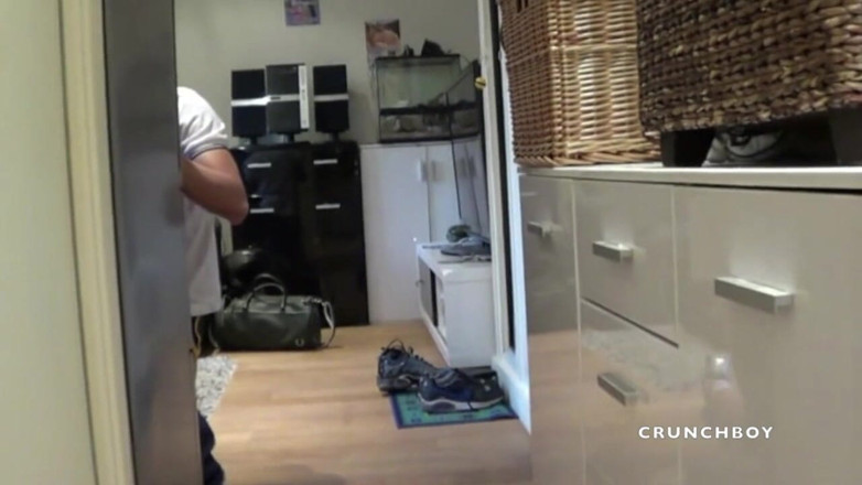 STRAIGHT BOY CURIOUS: Troia asiatica scopata da badboy dominante non proprio gay
