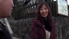 Raptor Inc: Se volete fare sesso, sicuramente una MILF locale! -2