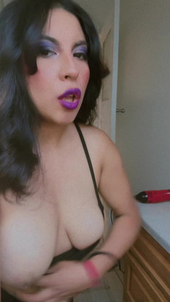 Ellorose: Boooo