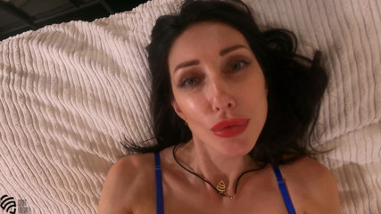 LizaVirgin: Giantess and baby in the same bed