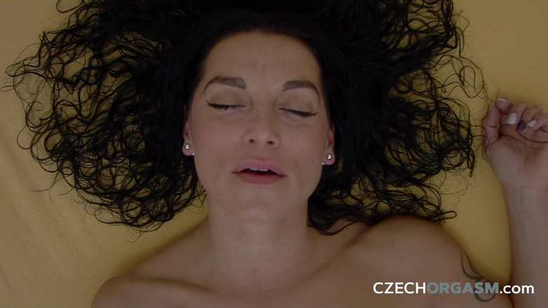 Czech Orgasm: chek charamsukh 69: badmaash larki ise sakht pasand karti hai - chheda...