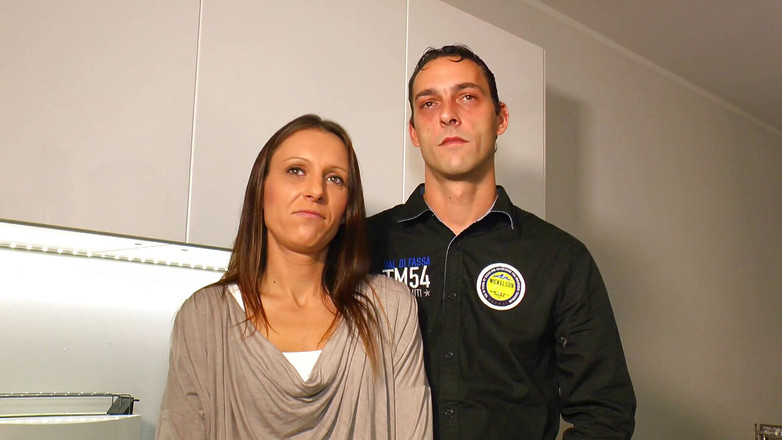 German amateur - 100% German hardcore videos: Худу брюнетку відтрахали в дії свінгерів