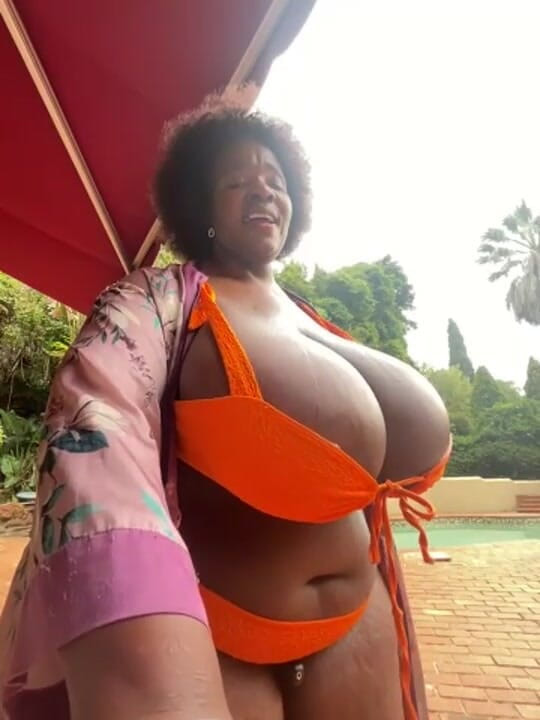 Legendary Booty Overdose: Komm, ich wärm mich