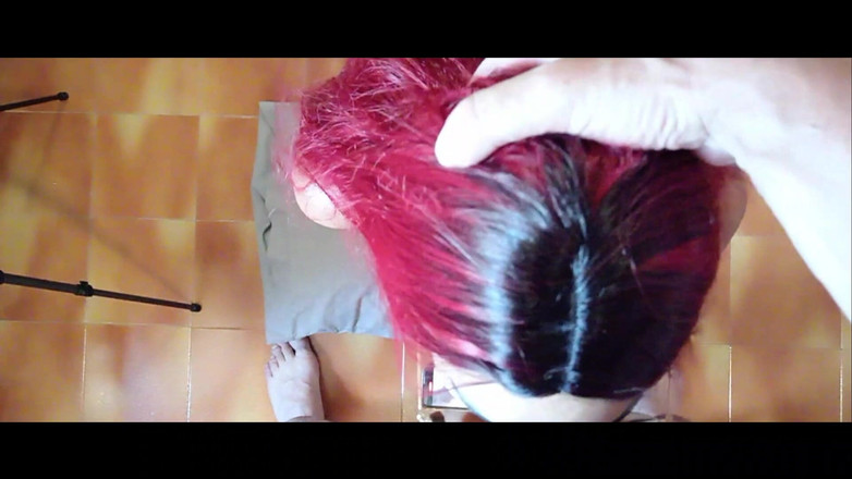 LauraOnHeels: MILF mit Sonnenbrille gibt einen Blowjob mit POV-Gesichtsbehandlung
