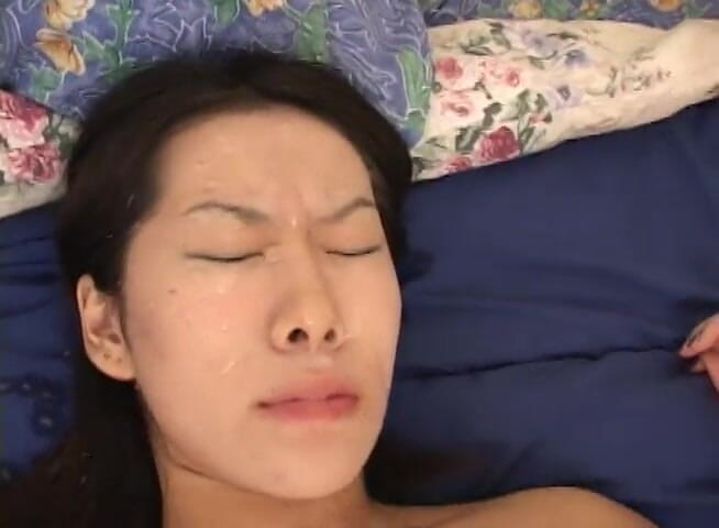 Radical Asian: seksi eshiyaee randi ko chehre par dher saara viry milta...