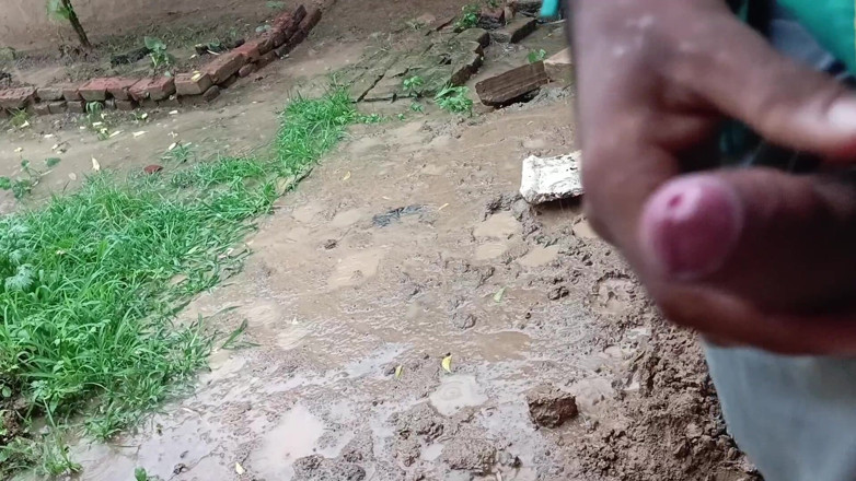 Brijesh 270: Sledování, co můj nevlastní syn dělá sám v koupelně