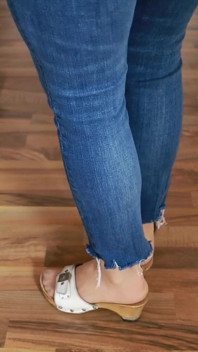 Sandali di legno su legno - click intenso, Asmr steps in jeans