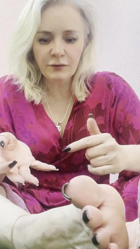 Empressbellasadic's Mature Soles Make You Weak