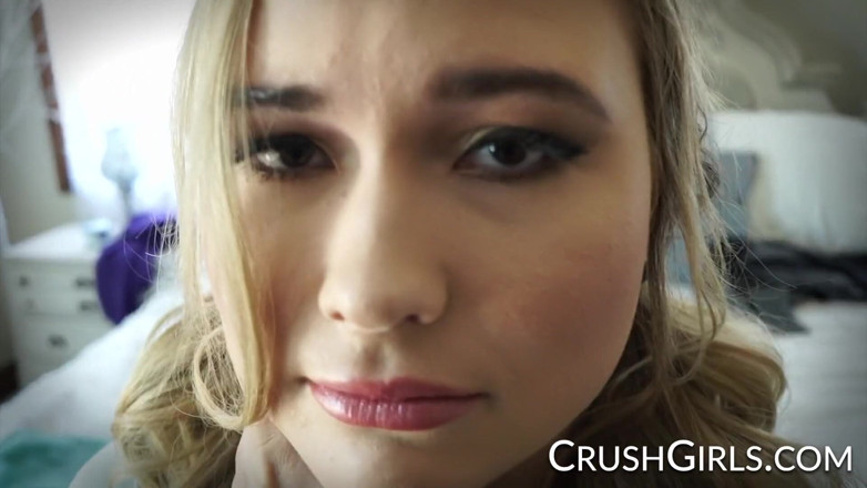 Crush Girls: Crush girls - Alyssa Cole gestraft voor het nemen van de...