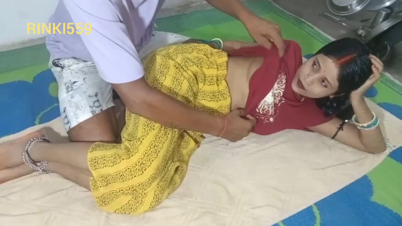 Rinki559: Kocası dışarı çıktıktan sonra yenge kayınbiraderi ile ayrılıyor bölüm 1
